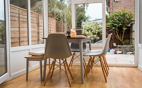 Beautiful Town House With Private Garden And Patio