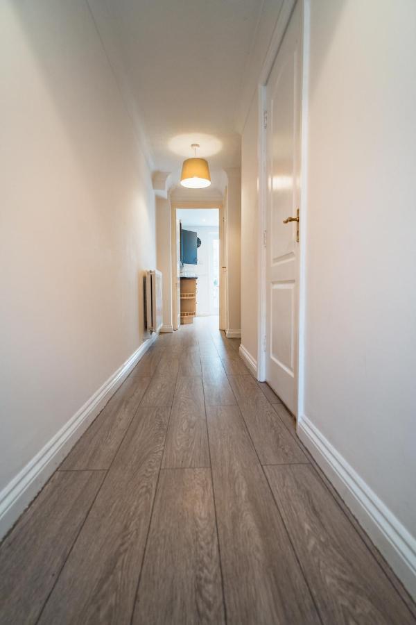 Beautiful Town House With Private Garden And Patio Villa Canford Magna Exterior photo
