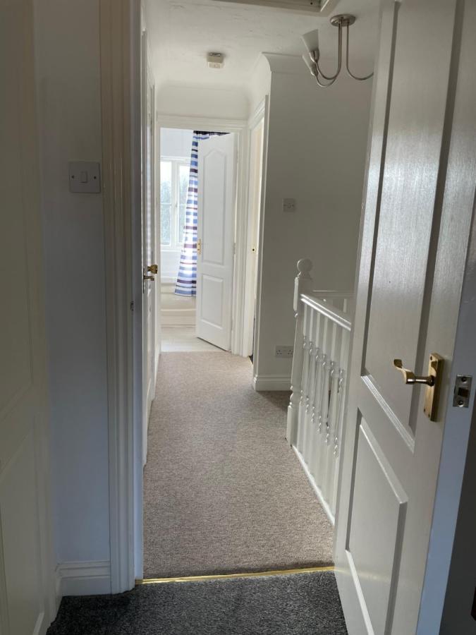 Beautiful Town House With Private Garden And Patio Villa Canford Magna Exterior photo
